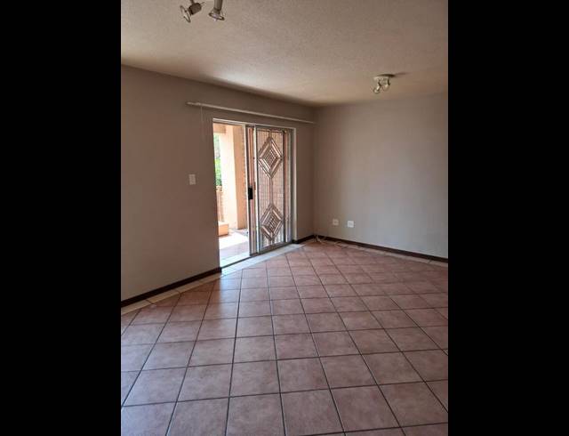 2 BEDROOM PROPERTY TO RENT IN MOOIKLOOF RIDGE ESTATE